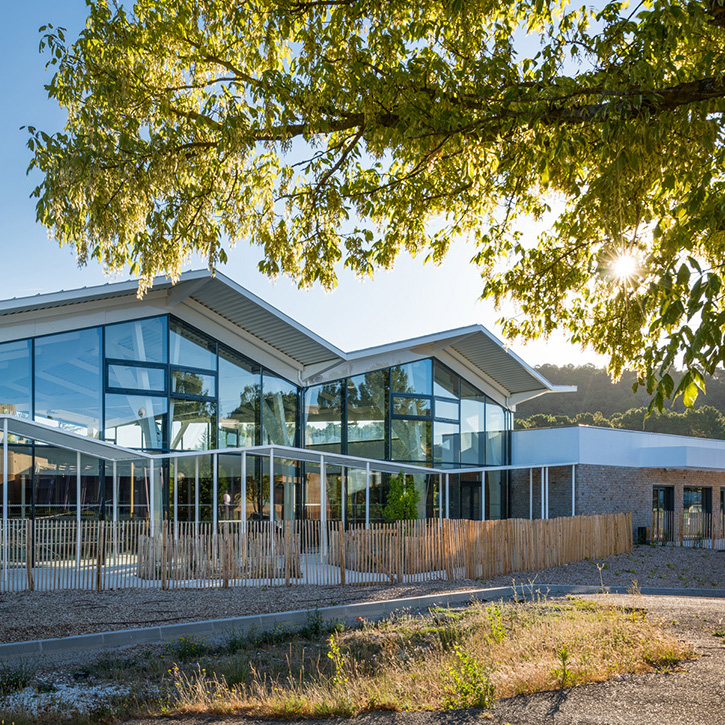 https://www.blp.archi/projets/centre-aquatique-saint-paul-trois-chateaux
