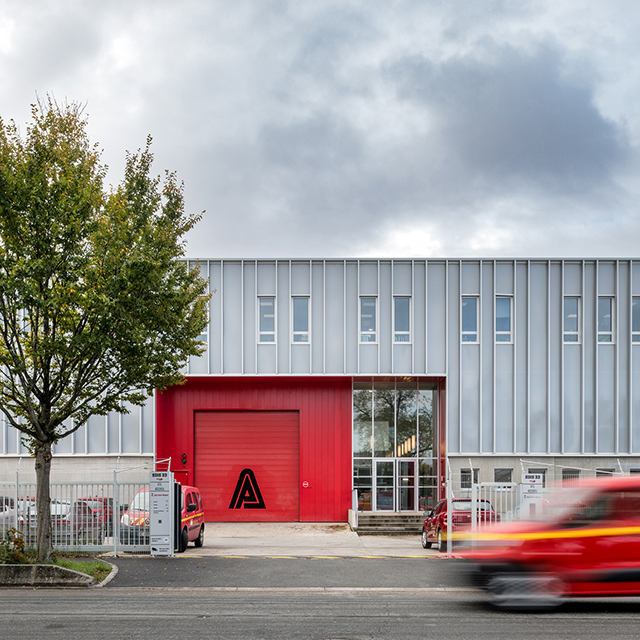 https://www.blp.archi/projets/groupement-technique-logistique-bordeaux